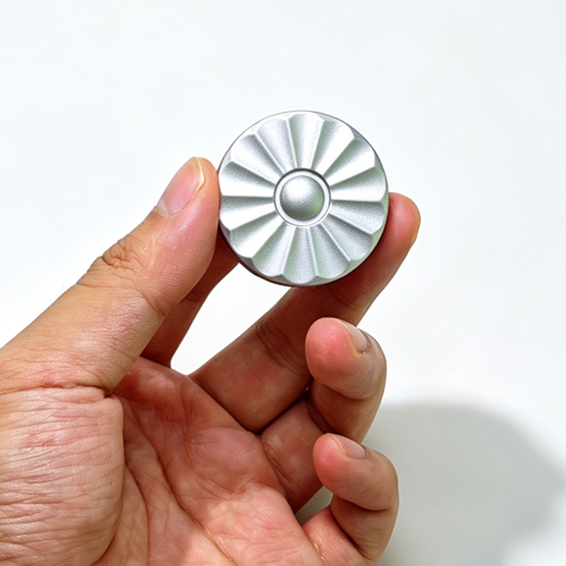 Rotation Coin Magnetic Haptic  - огляд і ціна Cool Office Tech Gadgets