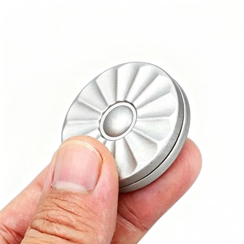 Petal Magnetic Haptic Coin Fid - огляд і ціна Cool Office Tech Gadgets